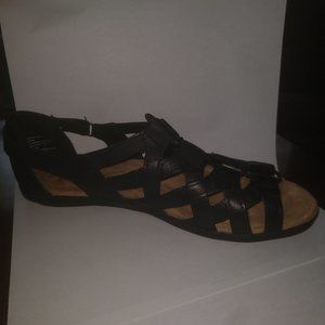 Sandals Women's Size 11  - comfortable, never worn